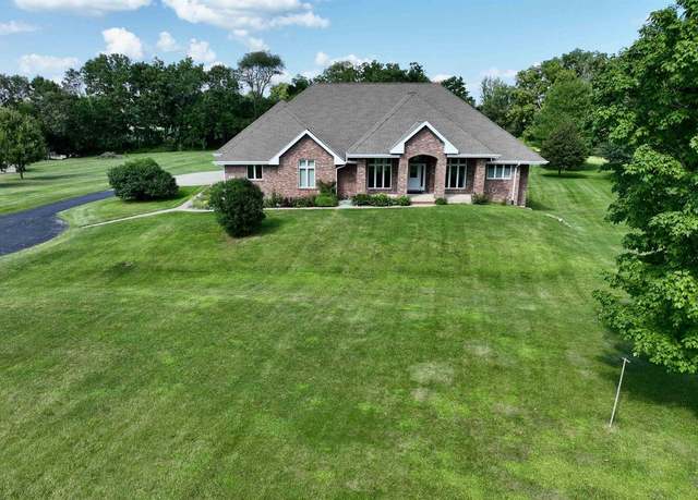 Property at 5522 N County Road F, Janesville, WI 53545, 5 beds, 4 baths
