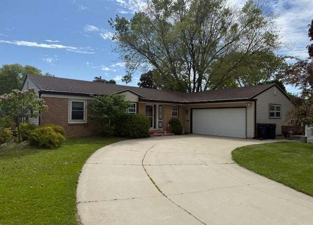 Property at 1035 Harmony Ct, Janesville, WI 53545, 3 beds, 1.5 baths