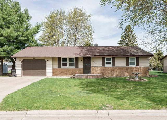 Property at 1246 Woodland Dr, Milton, WI 53563, 3 beds, 2 baths