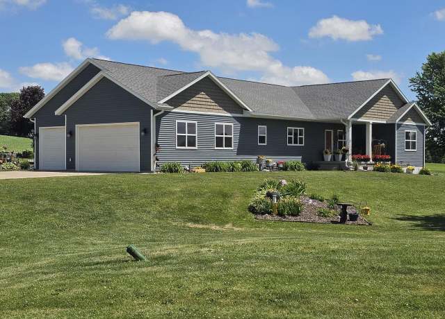 Property at 15428 Hazelgreen Rd, Tomah, WI 54660, 4 beds, 3 baths