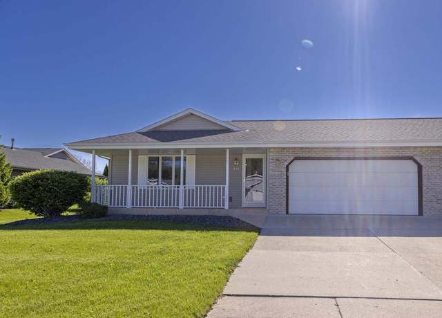 Property at 636 Littlefield Dr #2, Janesville, WI 53546, 2 beds, 1.5 baths