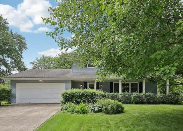 Property at 149 Lake Shore Ter, Beaver Dam, WI 53916, 4 beds, 2 baths