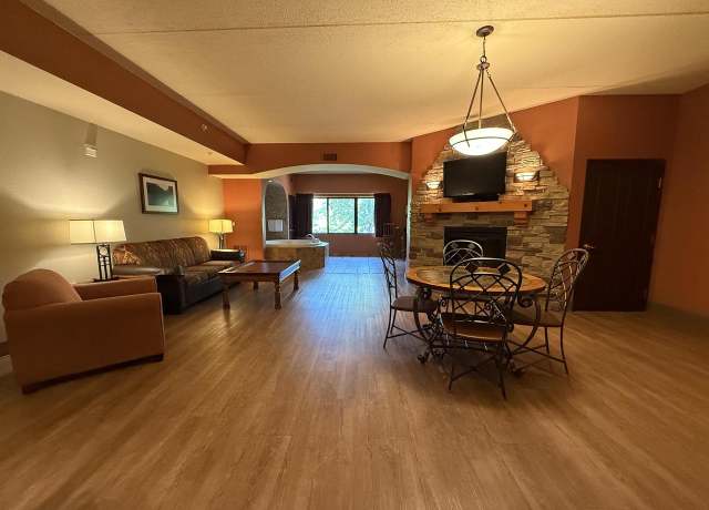 Property at 2411 River Rd #2221, Wisconsin Dells, WI 53965, 2 beds, 2 baths