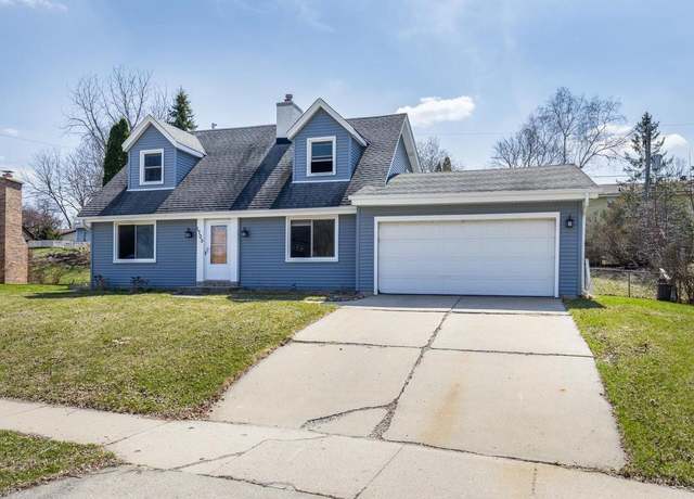 Property at 1705 Blackhawk Trl, Waukesha, WI 53186, 4 beds, 2 baths