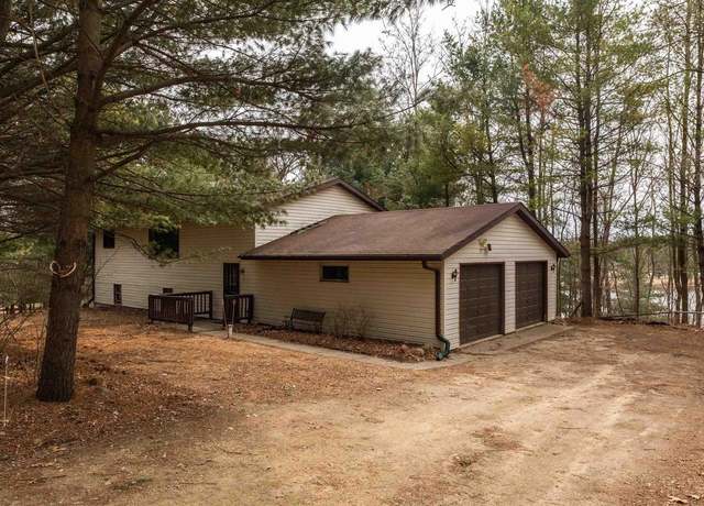 Property at 343 Ember Ct, Oxford, WI 53952, 3 beds, 2 baths