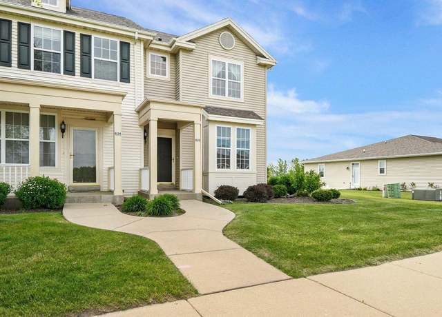Property at 632 Hunter Oaks Blvd, Watertown, WI 53094, 2 beds, 3 baths