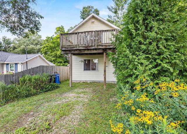 Property at 3112 Sunnyside St, Stoughton, WI 53589, 2 beds, 1 bath