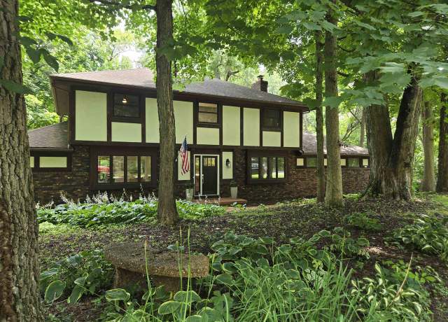 Property at 7822 Ox Trail Way, Verona, WI 53593, 4 beds, 2.5 baths