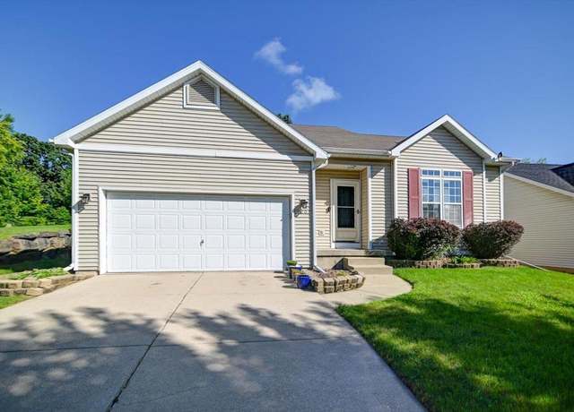 Property at 1202 Southridge Dr, Madison, WI 53704, 3 beds, 2.5 baths