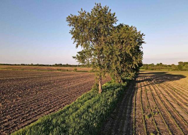 Property at 92.93 M/L Acres Twin Lane Rd, Sun Prairie, WI 53590