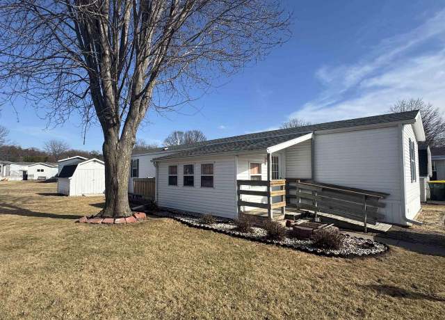 Property at 2701 E Main St #118, Reedsburg, WI 53959, 3 beds, 2 baths