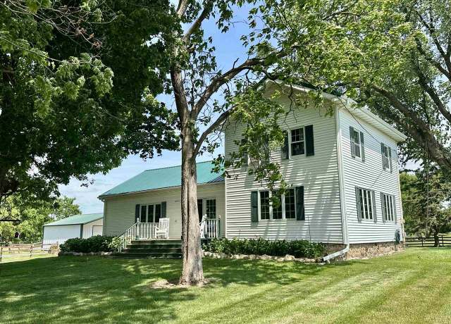 Property at N8786 County Road F, Berlin, WI 54923, 3 beds, 2 baths