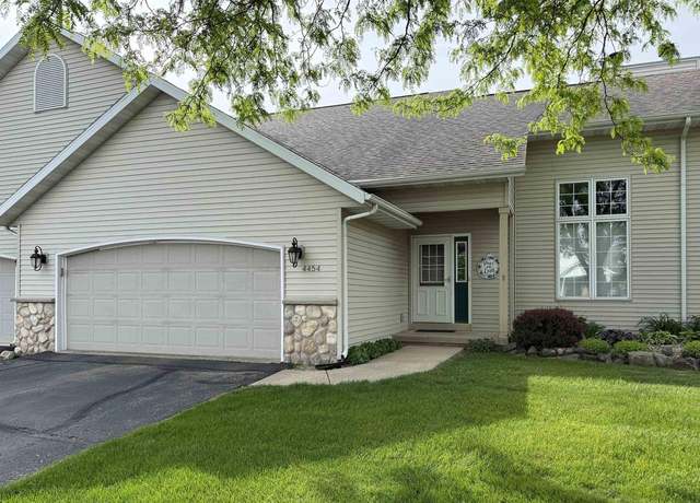 Property at 4454 Woodgate Dr, Janesville, WI 53546, 2 beds, 2 baths