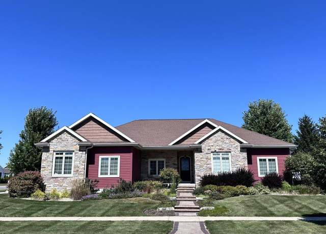 Property at 2076 Stonehaven Dr, Sun Prairie, WI 53590, 5 beds, 3.5 baths