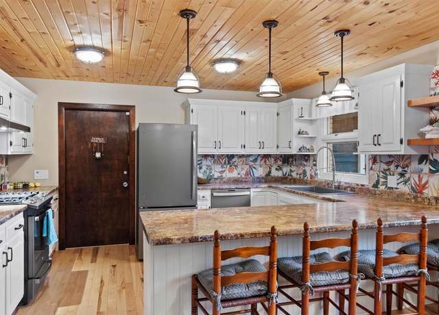 Property at 865 Richmond Way, Nekoosa, WI 54457, 4 beds, 2.5 baths