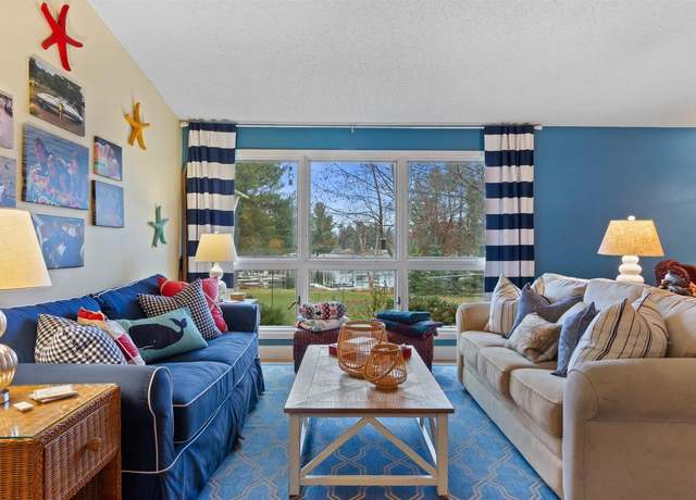 Property at 865 Richmond Way, Nekoosa, WI 54457, 4 beds, 2.5 baths
