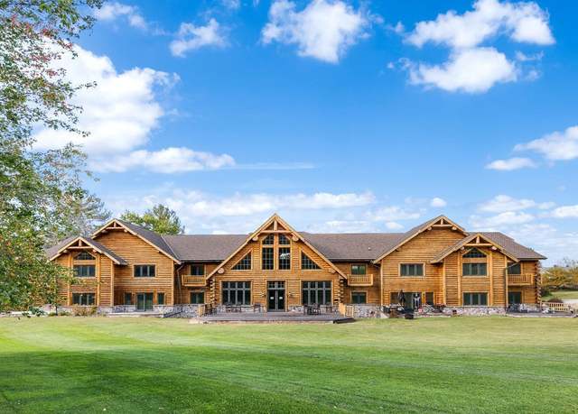 Property at 695 South St #6, Green Lake, WI 54941, 3 beds, 3 baths