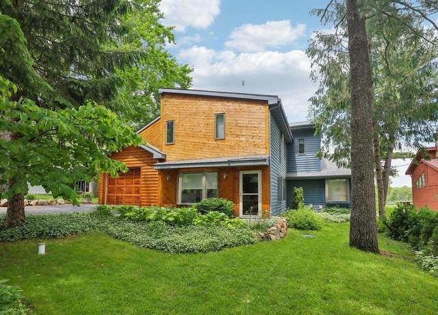 Property at W10134 Schiefelbein Rd, Poynette, WI 53955, 2 beds, 2 baths