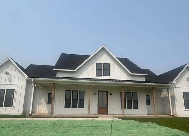 Property at 11654 Flambeau Rd, Tomah, WI 54660, 5 beds, 4 baths