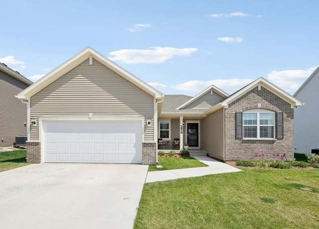 Property at 2916 Jackson St, Stoughton, WI 53589, 3 beds, 2 baths