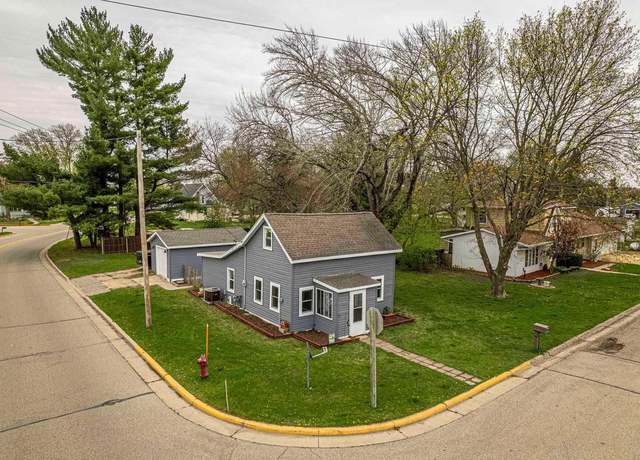 Property at 304 Mitchell St, Belleville, WI 53508, 2 beds, 1 bath