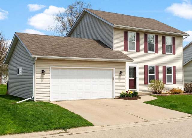 Property at 6102 White Pine Way, Fitchburg, WI 53719, 3 beds, 2.5 baths