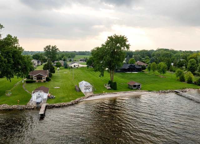 Property at N8963 Lakeshore Dr, Van Dyne, WI 54979, 3 beds, 2 baths