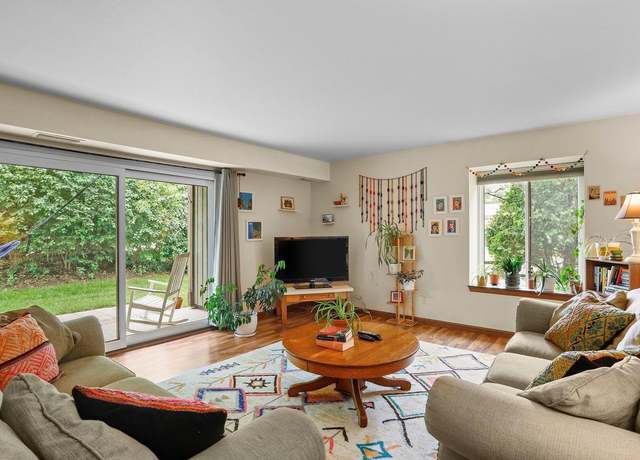 Property at 2827 Century Harbor Rd #2, Middleton, WI 53562, 2 beds, 1.5 baths