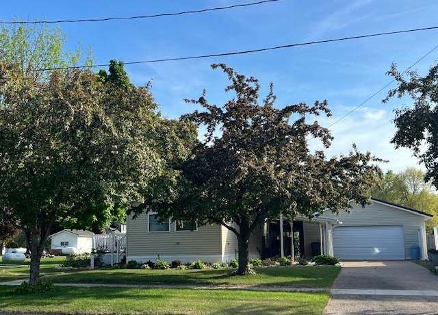 Property at 314 Chestnut St, Harpers Ferry, IA 52146, 2 beds, 1 bath