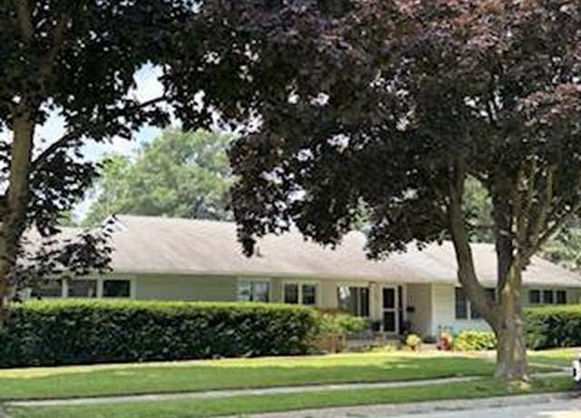 Property at 1425 23rd Ave, Monroe, WI 53566, 4 beds, 2.5 baths