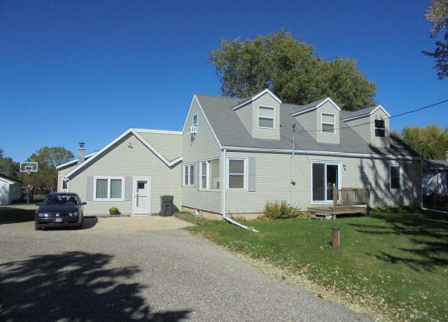 Property at W7072 Highway 68, Waupun, WI 53963, 4 beds, 1 bath