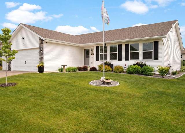 Property at 3120 Emerald Dr, Janesville, WI 53546, 3 beds, 2.5 baths