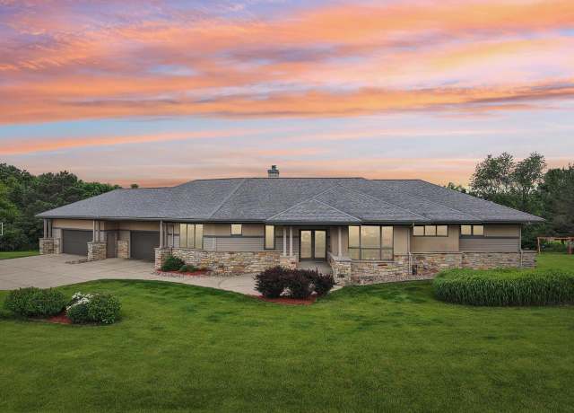 Property at 7965 Westhill Cir, Verona, WI 53593, 4 beds, 3 baths