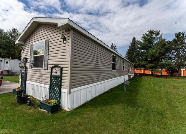 Property at 277 James St, Tomah, WI 54660, 3 beds, 2 baths