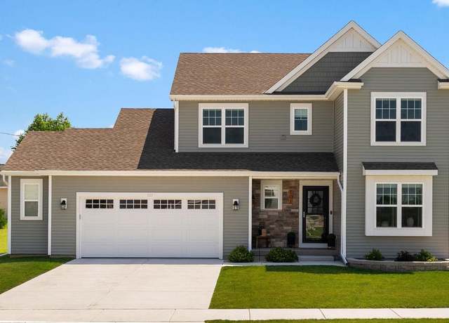 Property at 101 Mary Belle Ln, Beaver Dam, WI 53916, 4 beds, 2.5 baths