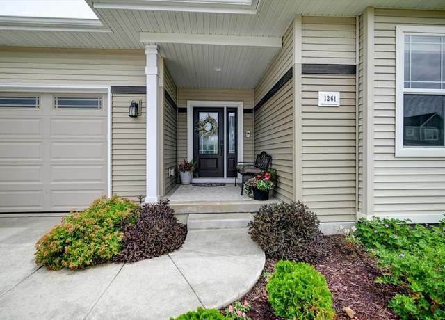 Property at 1261 Crane Meadow Way, Sun Prairie, WI 53590, 3 beds, 2 baths