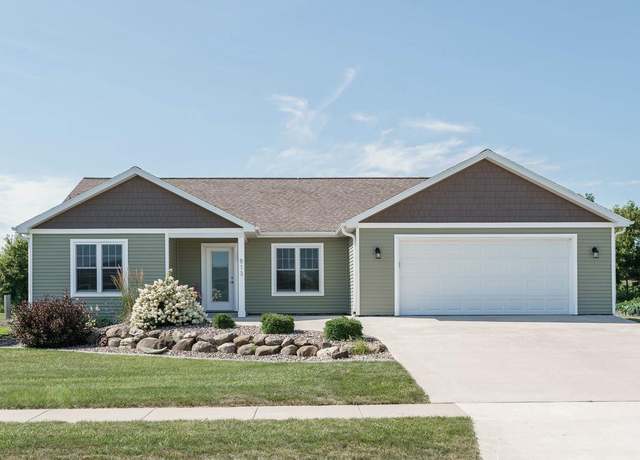 Property at 813 Seymour St, Waupun, WI 53963, 3 beds, 3 baths