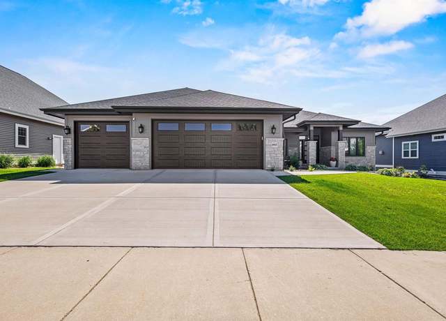 Property at 802 Lynn St, Waunakee, WI 53597, 5 beds, 3.5 baths