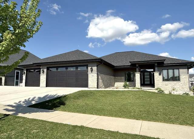 Property at 802 Lynn St, Waunakee, WI 53597, 5 beds, 3.5 baths