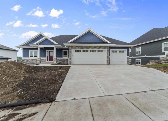 Property at 1407 Ridgetrail Dr, Cross Plains, WI 53528, 6 beds, 3 baths