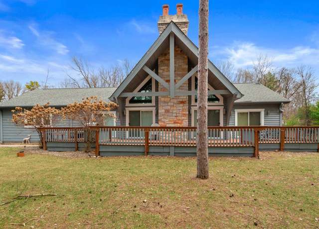 Property at 1934 Dover Dr, Friendship, WI 53934, 3 beds, 3 baths