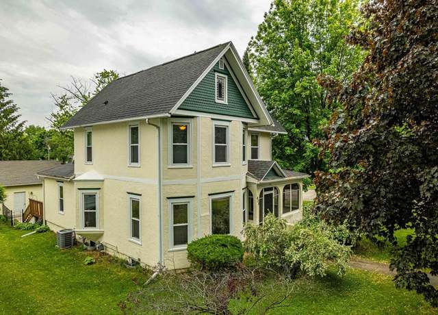 Property at 404 N Main St, Oregon, WI 53575, 4 beds, 2.5 baths