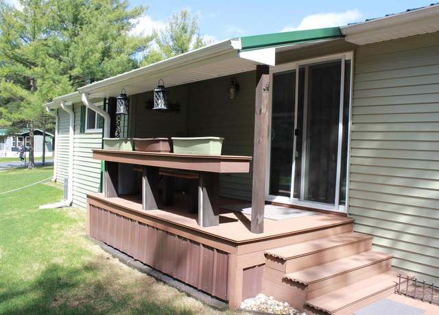 Property at 2054 Wisconsin St, Friendship, WI 53934, 2 beds, 1 bath