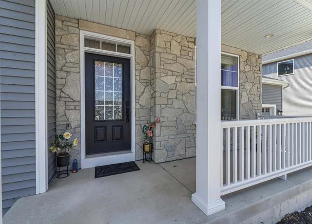 Property at 432 Tawny Elm Pkwy, Verona, WI 53593, 4 beds, 2.5 baths