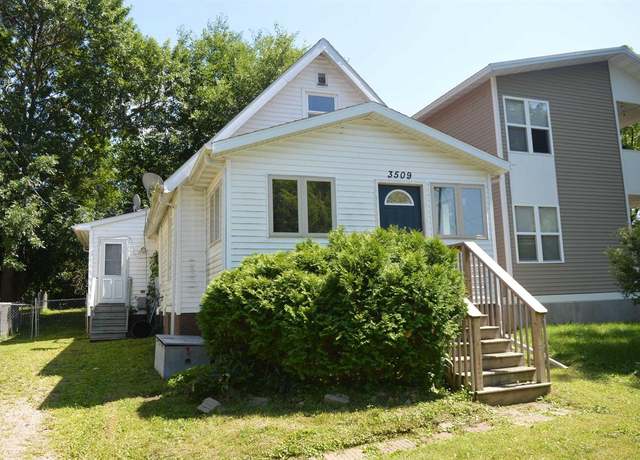 Property at 3509 Graceland Ave, Madison, WI 53704, 3 beds, 1.5 baths
