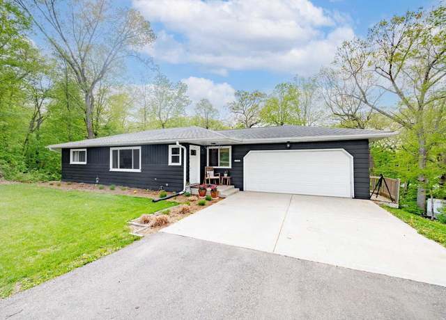Property at 9635 N Arrowhead Shores Rd, Edgerton, WI 53534, 4 beds, 1.5 baths