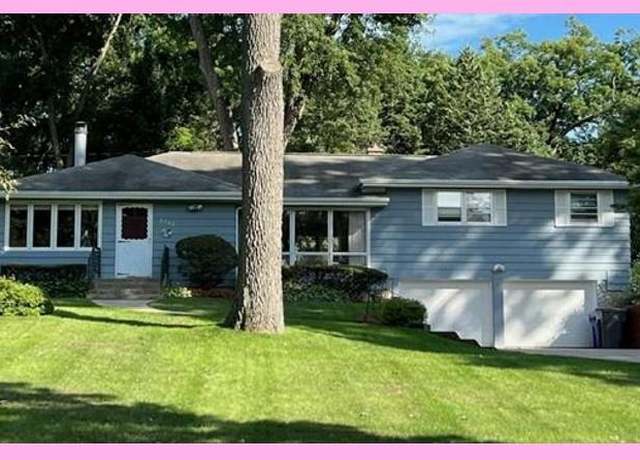 Property at 4408 Winnequah Rd, Monona, WI 53716, 3 beds, 1.5 baths