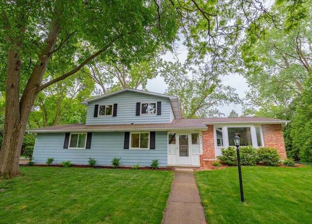 Property at 5317 South Hill Dr, Madison, WI 53705, 4 beds, 2.5 baths