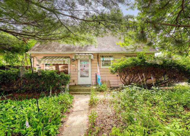 Property at 3517 Prairie Ave, Madison, WI 53714, 2 beds, 1 bath