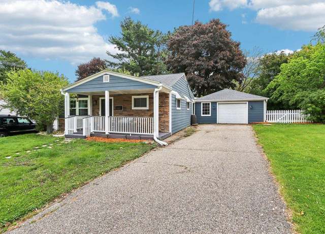 Property at 433 Rachael Rd, Baraboo, WI 53913, 2 beds, 1 bath